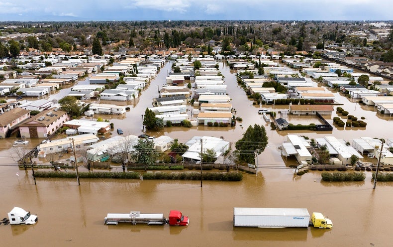 Experts urge a radical shift in flood insurance
